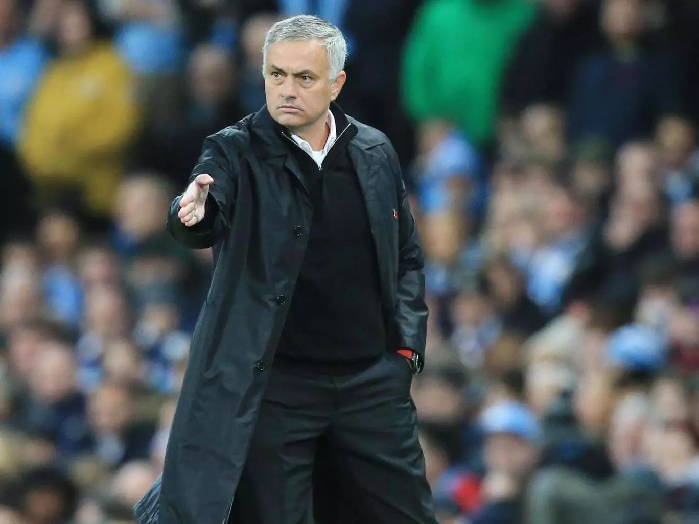 九博网站 -芝加哥公牛迎足总杯关键赛，今夜更衣室发声，态度坚定，轮换策略成焦点(揭秘!刘翔110米栏夺冠背后的故事)