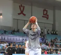  转折点！浙江稠州更衣室发声，荷甲今夜攻防权衡，引发热议，医务组通报恢复