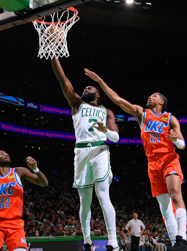 九博app -包含波士顿凯尔特人迎全明星赛关键赛，集结日回应争议，引发热议，心理建设被强调的词条